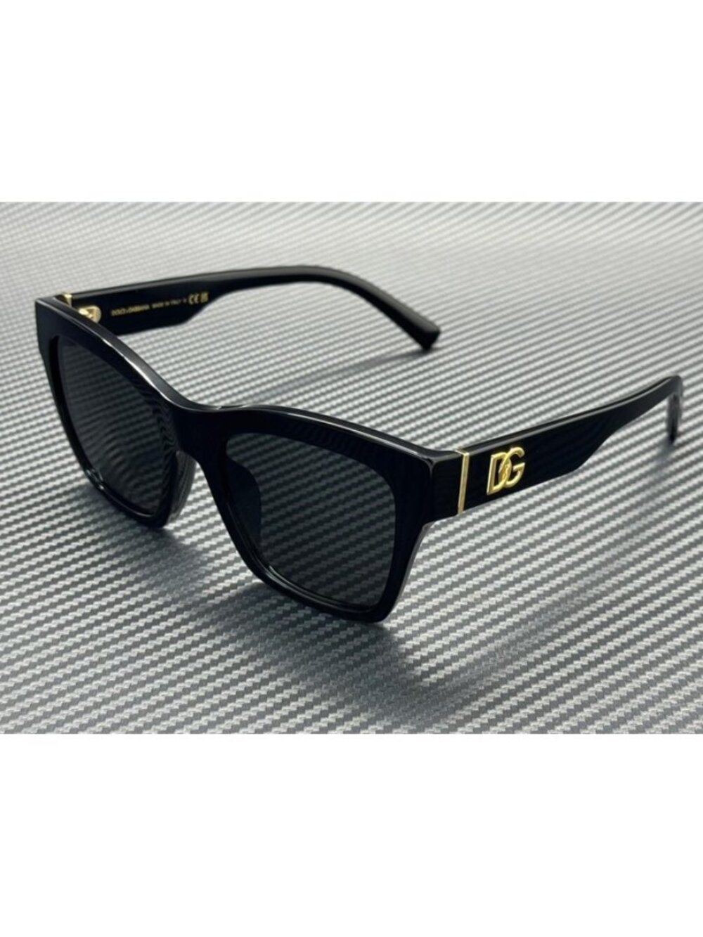 New Dolce & Gabbana Women  Black Sunglasses -20-145